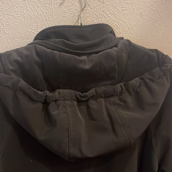 Liz Claiborne women’s black winter hooded coat. Size S/M. - Picture 5 of 10